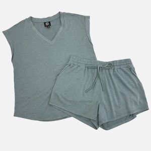 Bobeau Sage Green Lounge Sleep Set V-Neck Top & Drawstring Shorts Size Medium